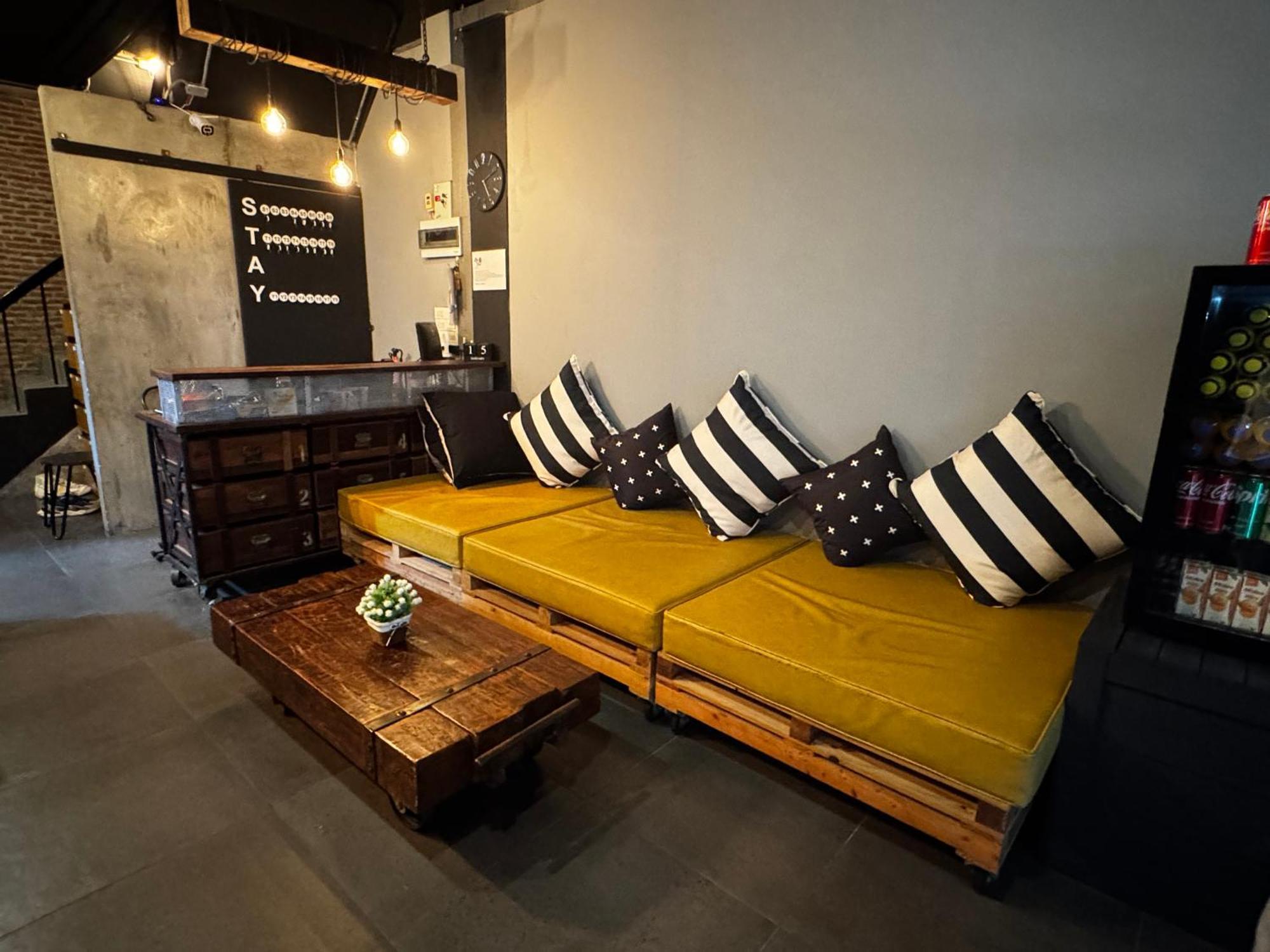Stay At Pan Hostel Бангкок Екстер'єр фото